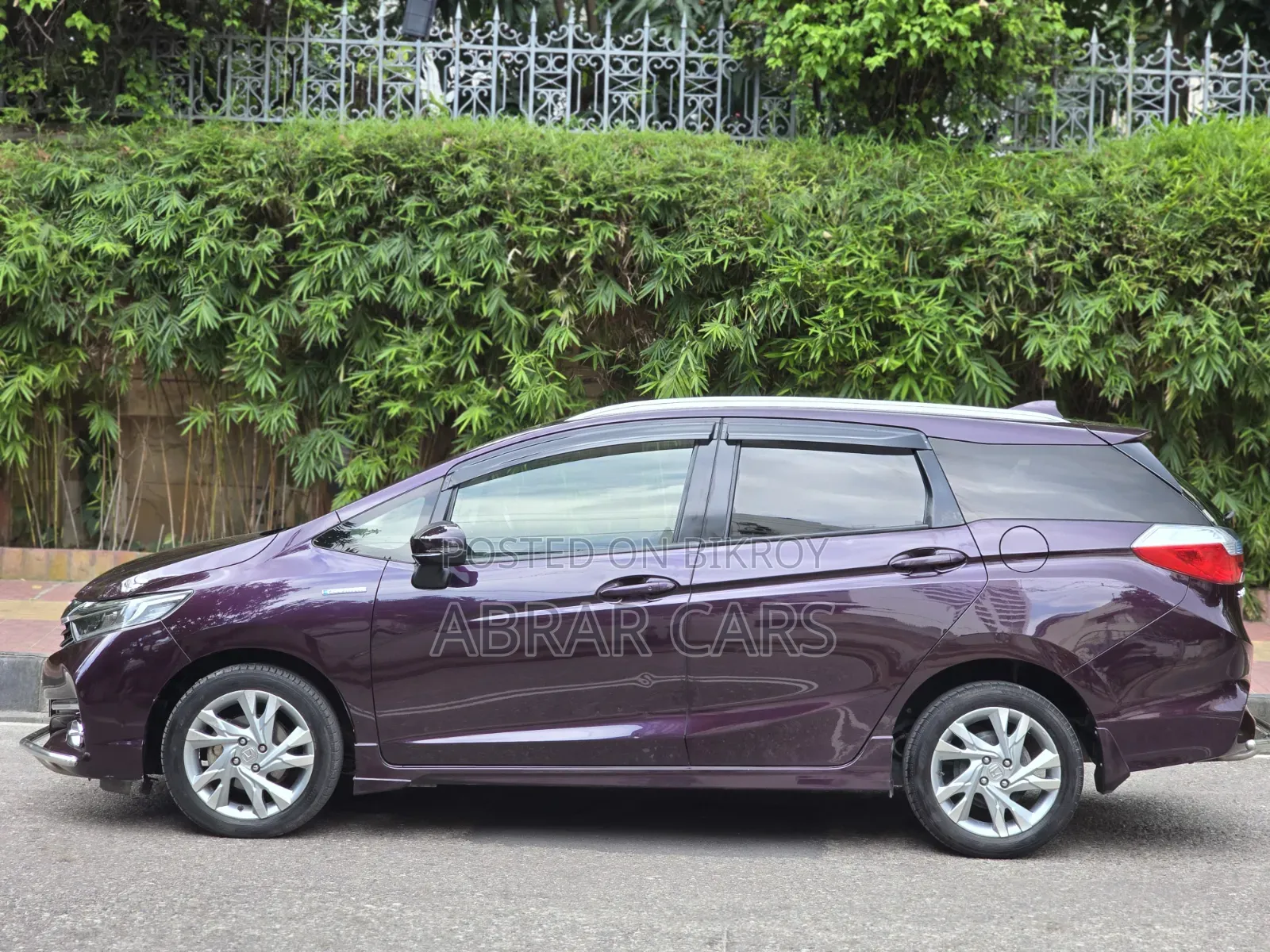 Honda Shuttle 2017 Purple