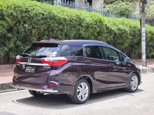 Honda Shuttle 2017 Purple