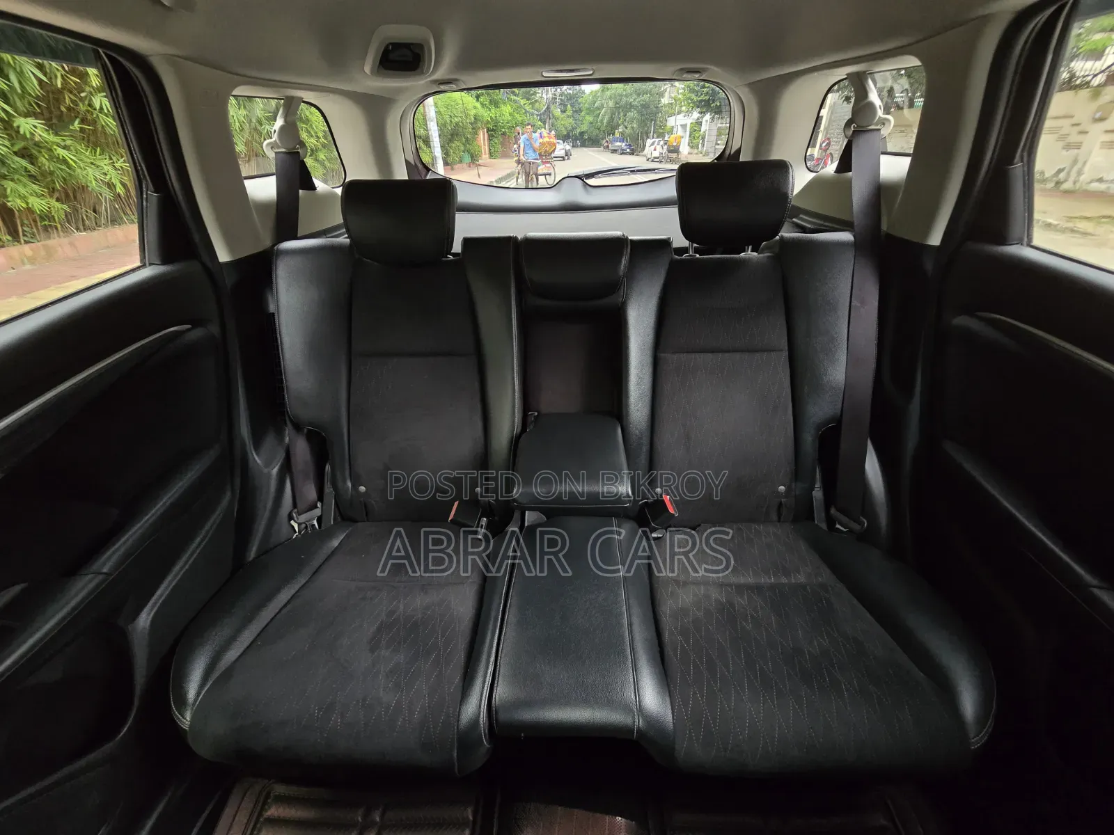 Honda Shuttle 2017 Purple