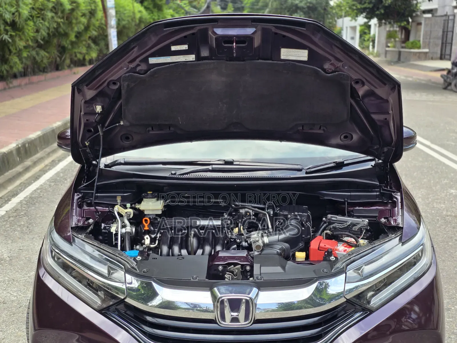 Honda Shuttle 2017 Purple