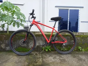 Veloce Outrage 602 Red