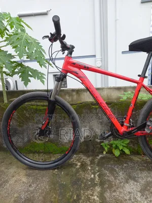 Veloce Outrage 602 Red