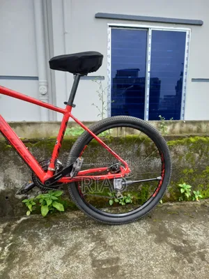 Veloce Outrage 602 Red