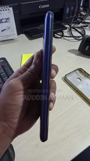 Samsung Galaxy M20 32 GB Blue