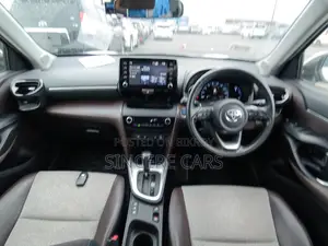 Toyota Yaris Cross 2021 Pearl