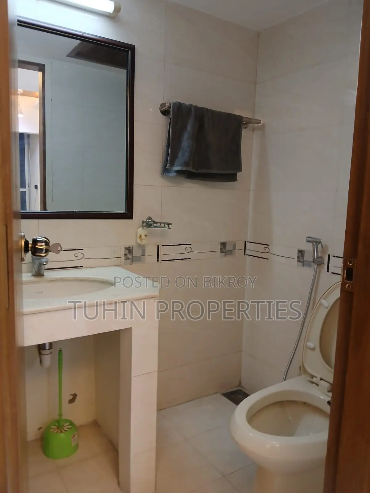 4 Bedroom Apartment in Banani for sale