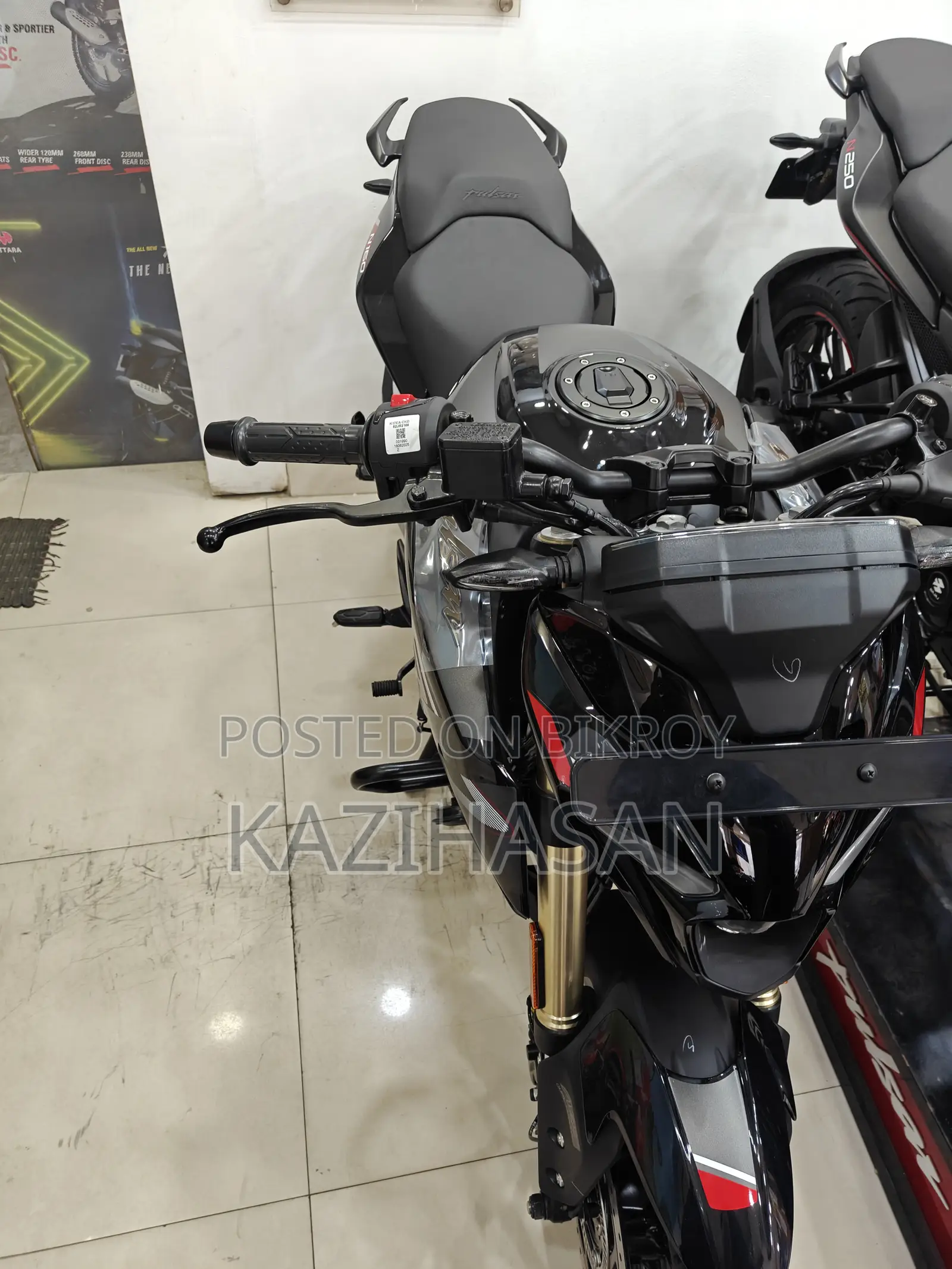 Bajaj Pulsar N160 2025 Black