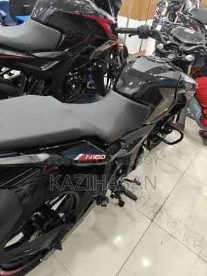 Bajaj Pulsar N160 2025 Black