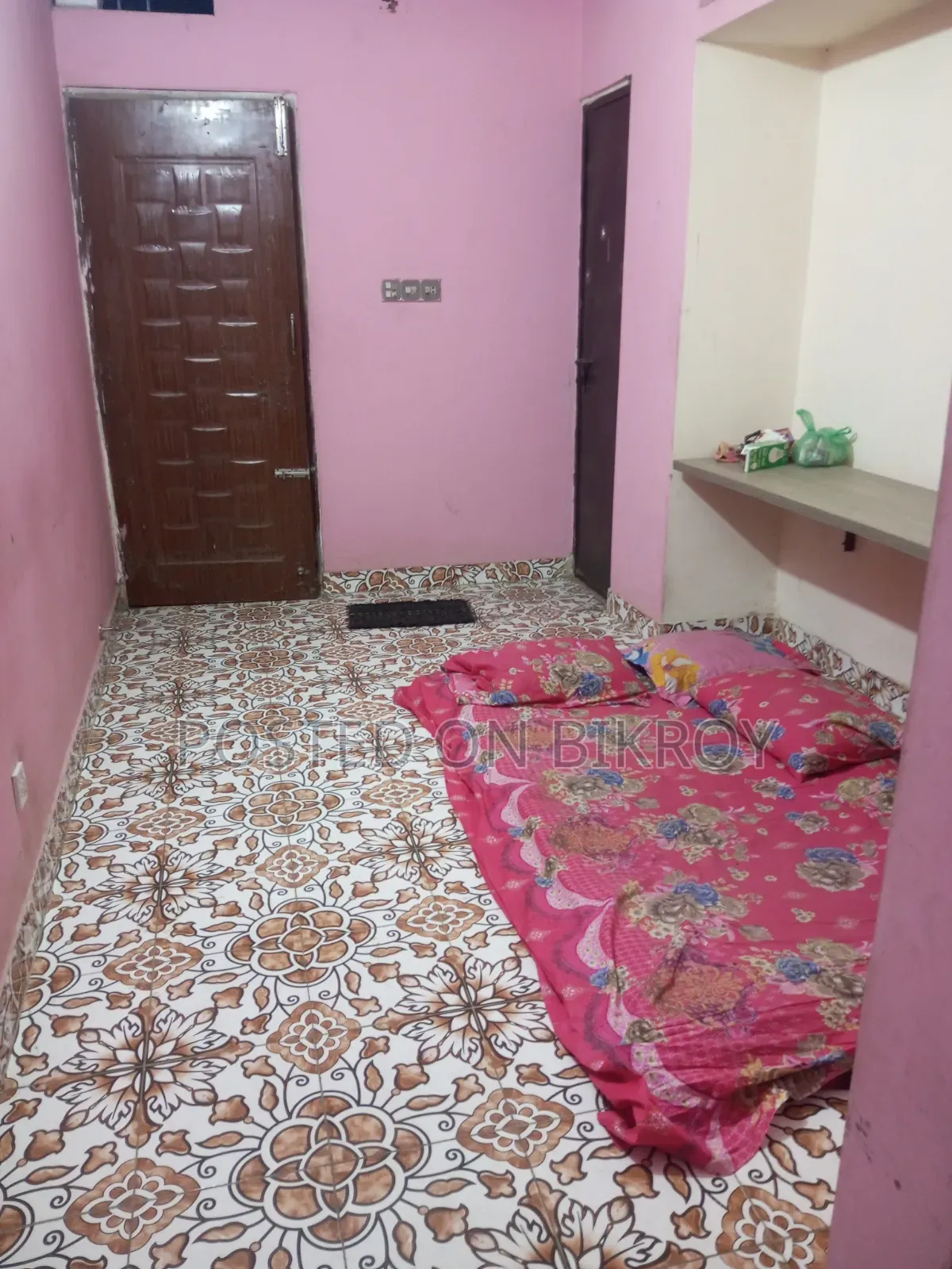 মিরপুরে নতুন দম্পতিদের জন্য স্টুডিও অ্যাপার্টমেন্ট ভাড়া দেওয়া হবে