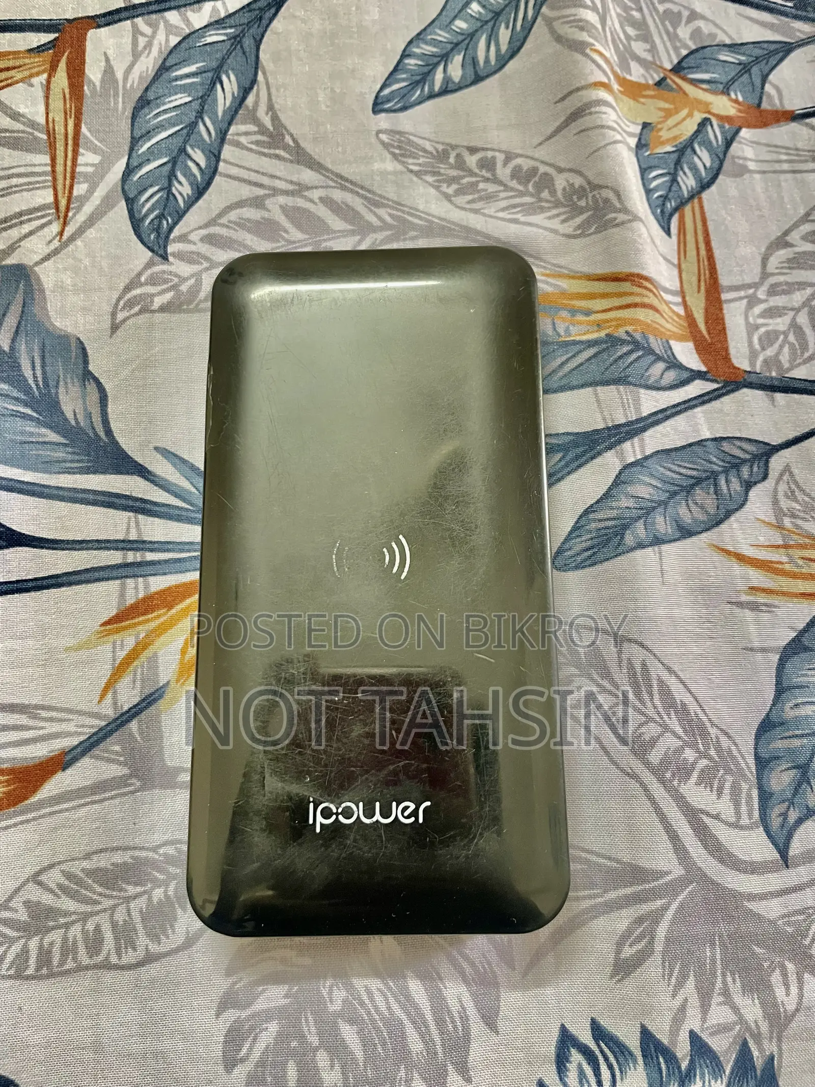 iPower 10,000mAh MagSafe Wireless Power Bank (15W Fast Charging)