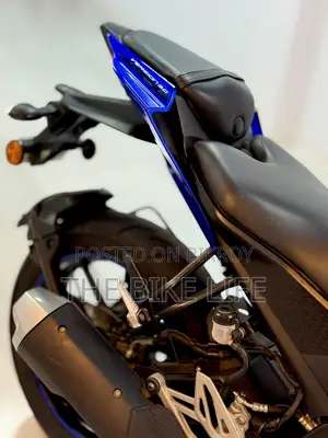 Yamaha YZF-R 2026 Blue