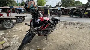 Bajaj Pulsar NS 160 2018 Red