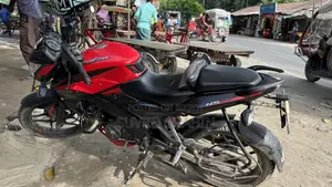 Bajaj Pulsar NS 160 2018 Red