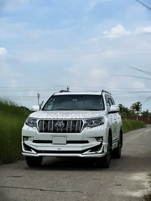 Toyota Land Cruiser Prado 2.7 2018 Pearl