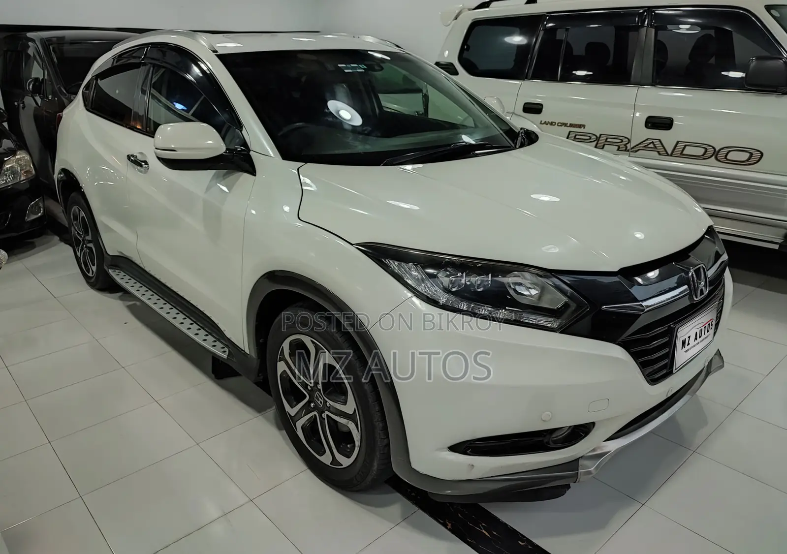 Honda Vezel 1.5 Two-Wheel Drive 2014 Pearl
