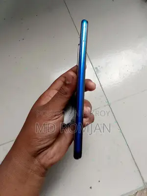 Vivo V20 128 GB Blue