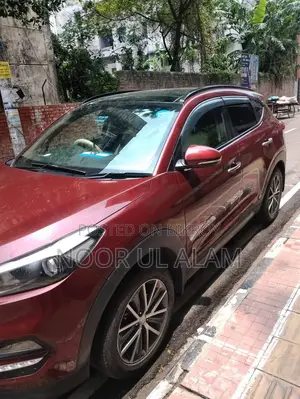 হিউন্দাই টাকসন ২০১৭ মেরুন