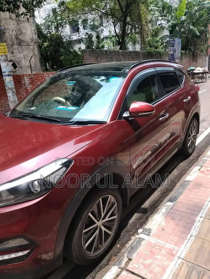 হিউন্দাই টাকসন ২০১৭ মেরুন