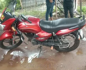 TVS ২০১১ লাল
