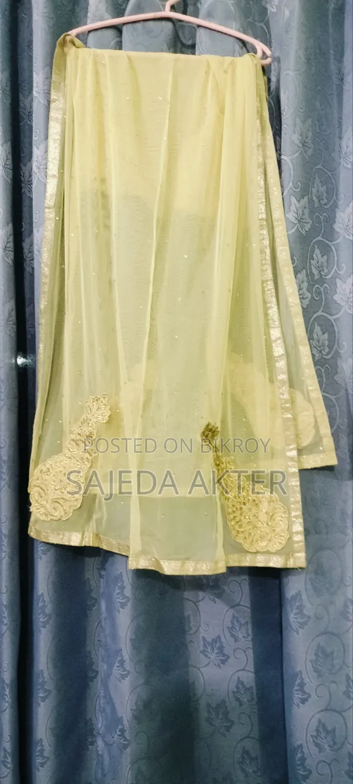 Gown (Dress)