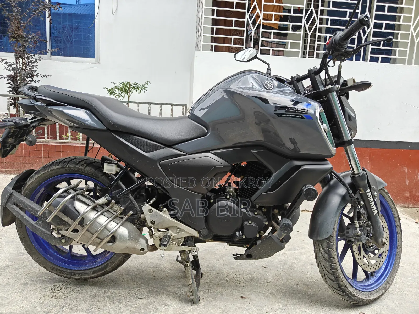 Yamaha FZS V3 2025 Gray