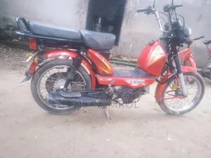 TVS XL 100 2021 Red