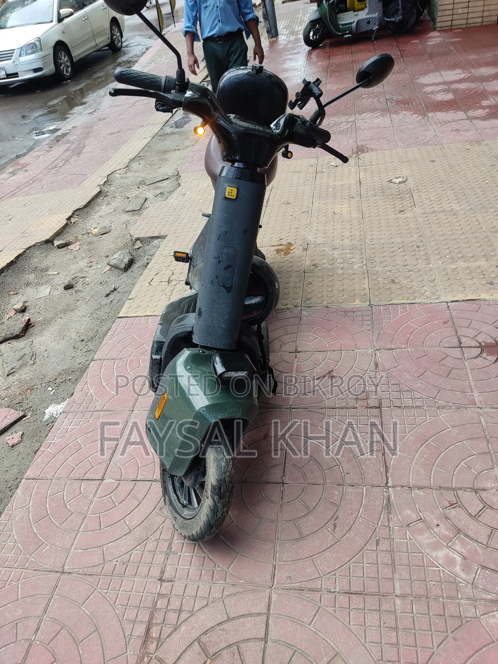 মোটরসাইকেল ২০২৫ নীল