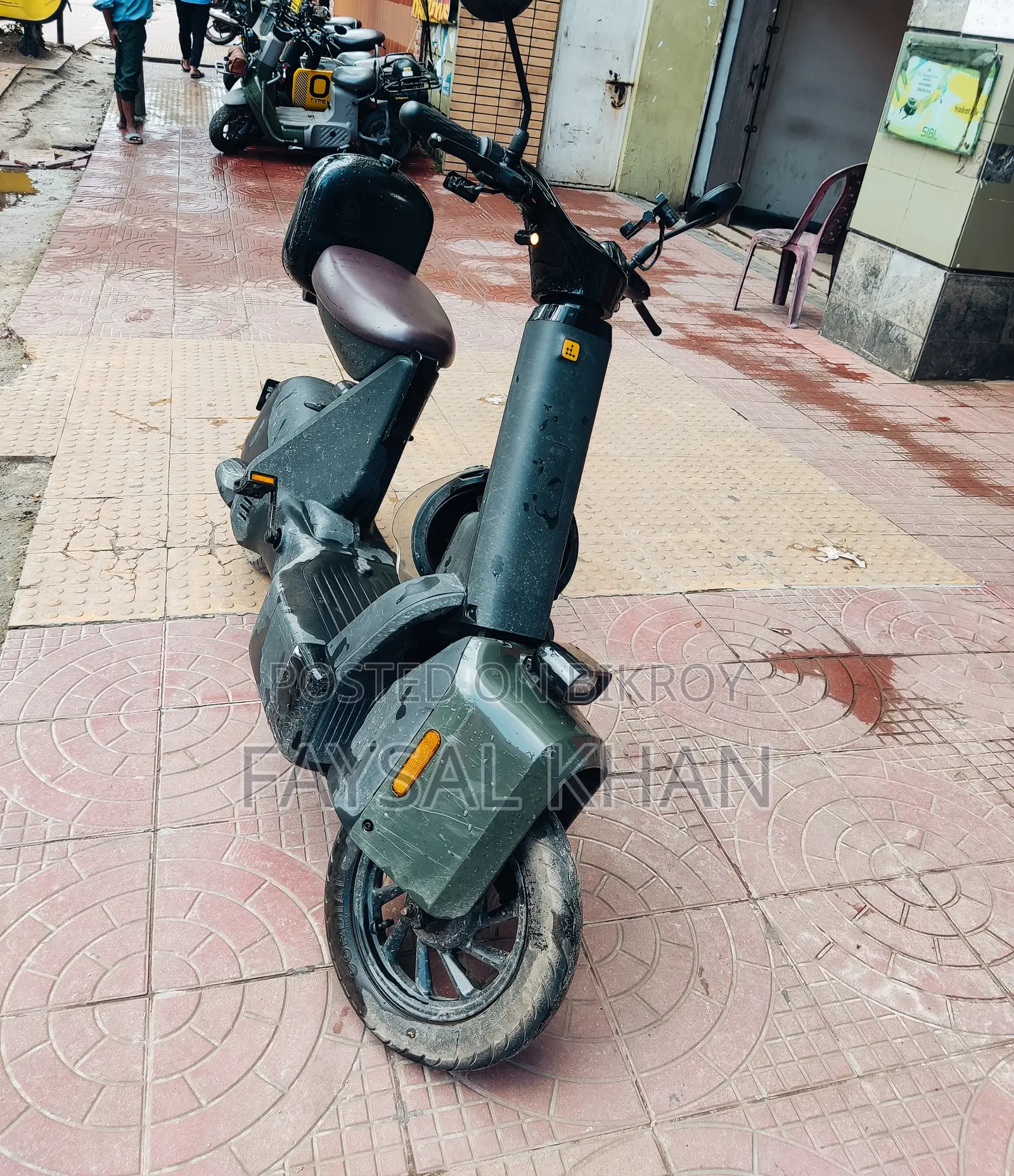 মোটরসাইকেল ২০২৫ নীল