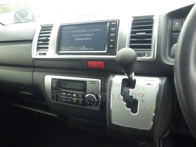 Toyota HiAce 2021 Red