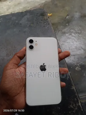 অ্যাপল আইফোন ১১ ৬৪ জিবি হোয়াইট