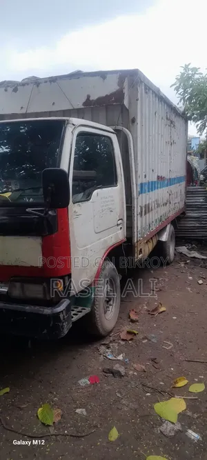 ডায়না গাড়ি বিক্রি ২০০৩