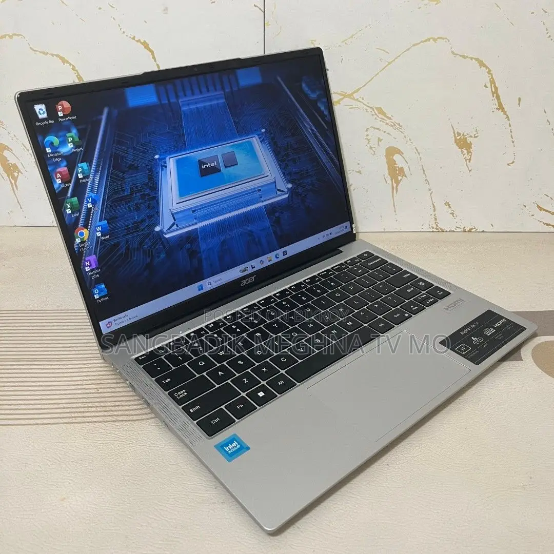 Laptop Acer 3GB Intel SSD 256GB