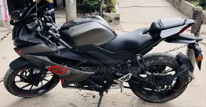 Yamaha R15 V3 2021 Gray