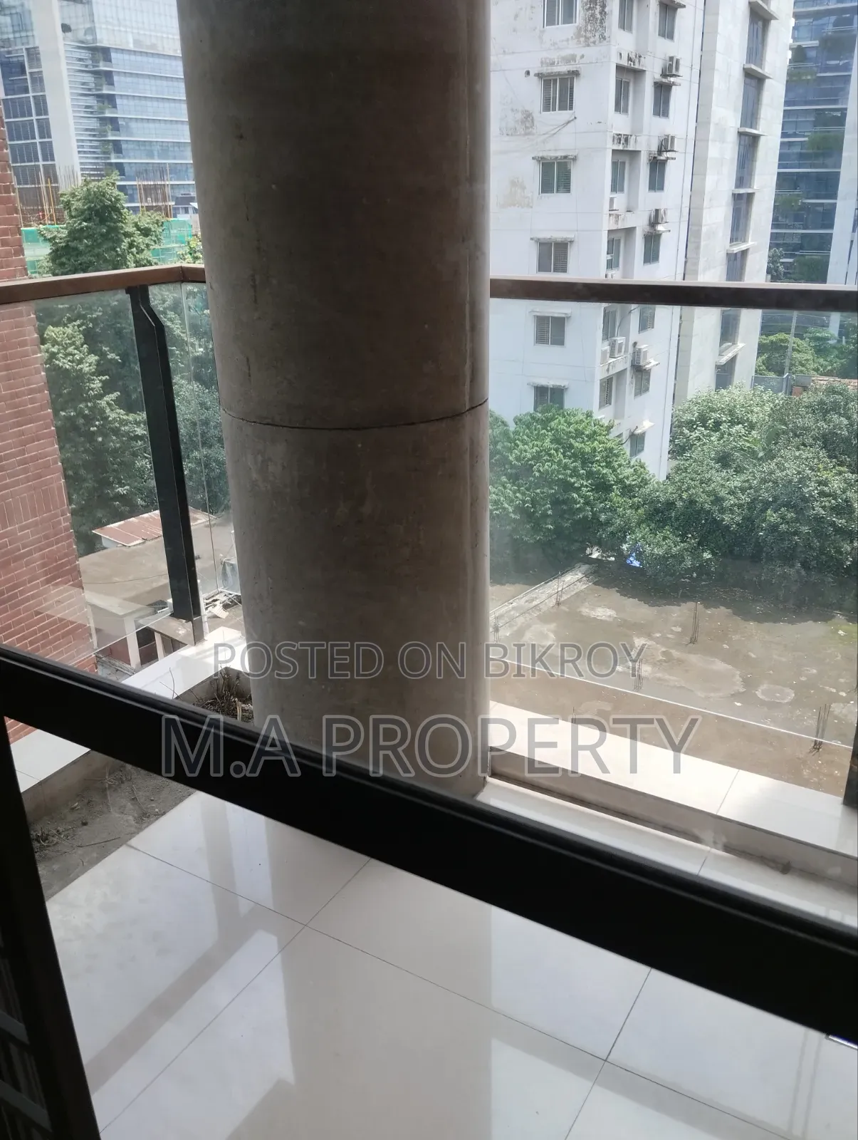 Furnished 3 Bedroom Apartment in Rangs, Gulshan for rent
