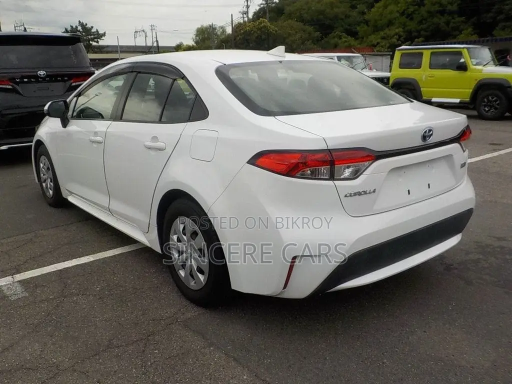 Toyota Corolla 2021 Pearl