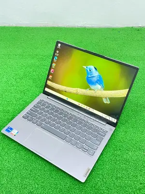 Laptop Lenovo 4GB Intel SSD 500GB