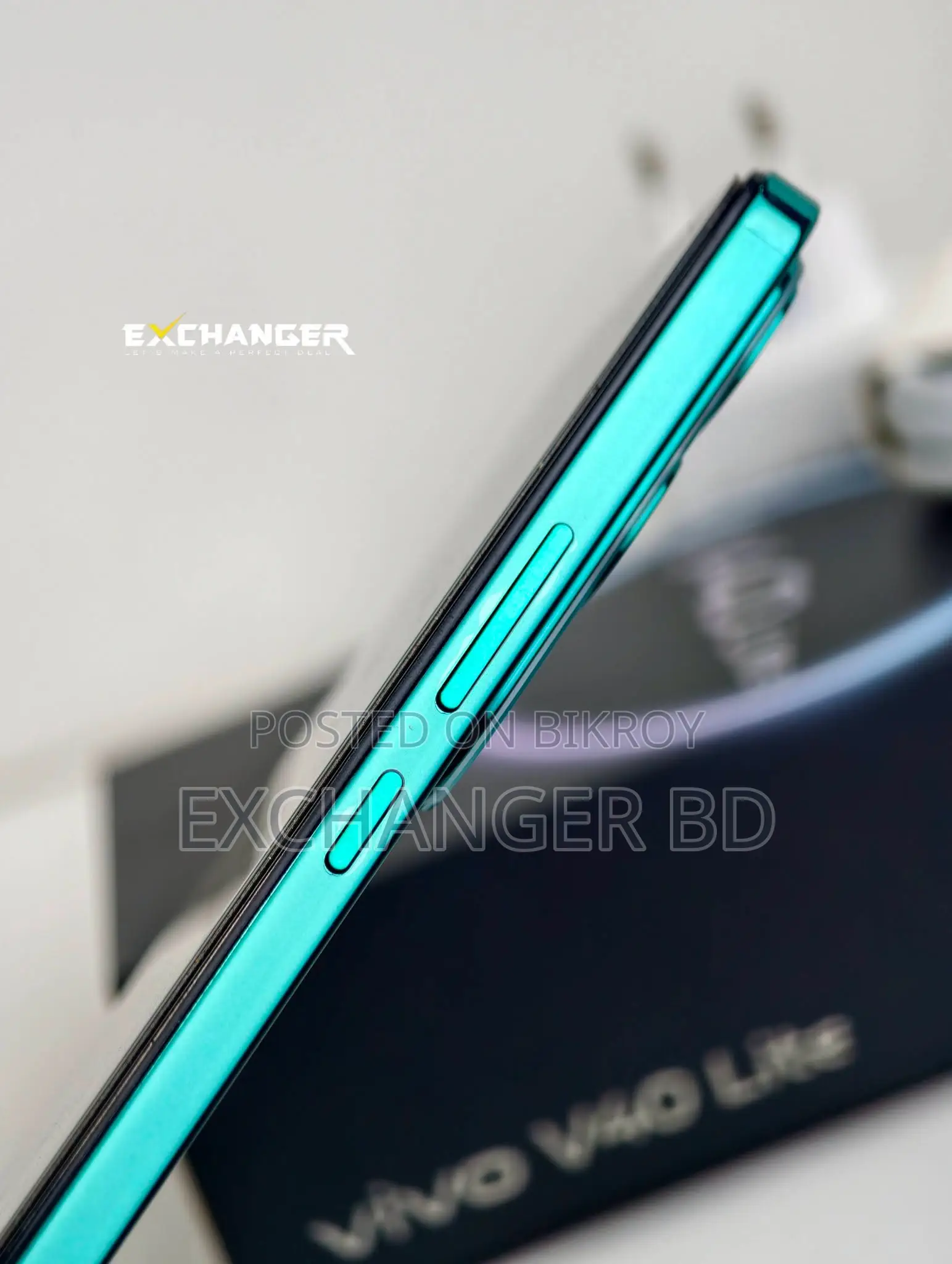 Vivo V40 256 GB Blue