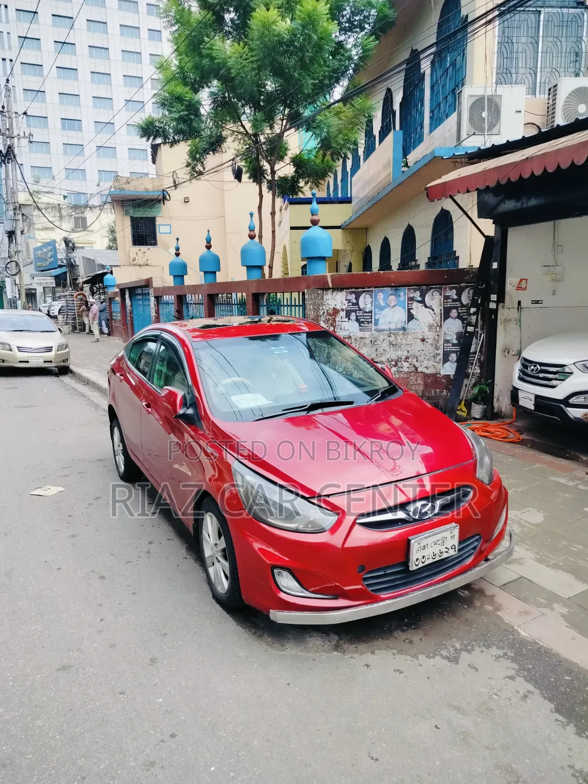 Hyundai Accent 2012 Red