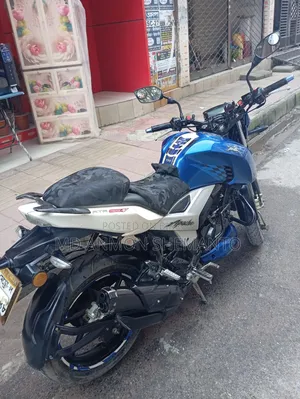 TVS Apache 160 4V 2021 Blue