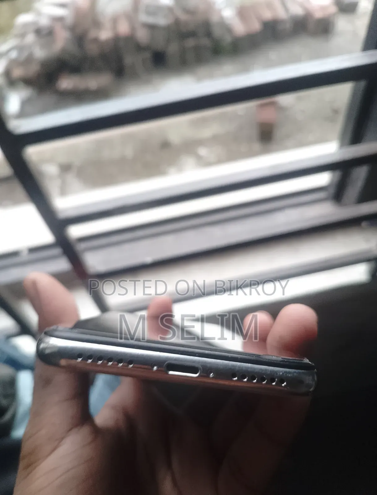 অ্যাপল আইফোন এক্স ৬৪ জিবি গোল্ড