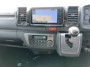 Toyota HiAce 2022 Black