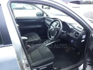 Toyota Corolla Fielder 2021 Silver
