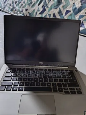 Laptop Dell Latitude 7400 8GB RAM Intel Core i5 256GB Solid State Drive