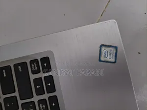 Laptop Dell Latitude 7400 8GB RAM Intel Core i5 256GB Solid State Drive