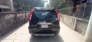 নিসান এক্স-ট্রেইল ২০১০ ব্ল্যাক