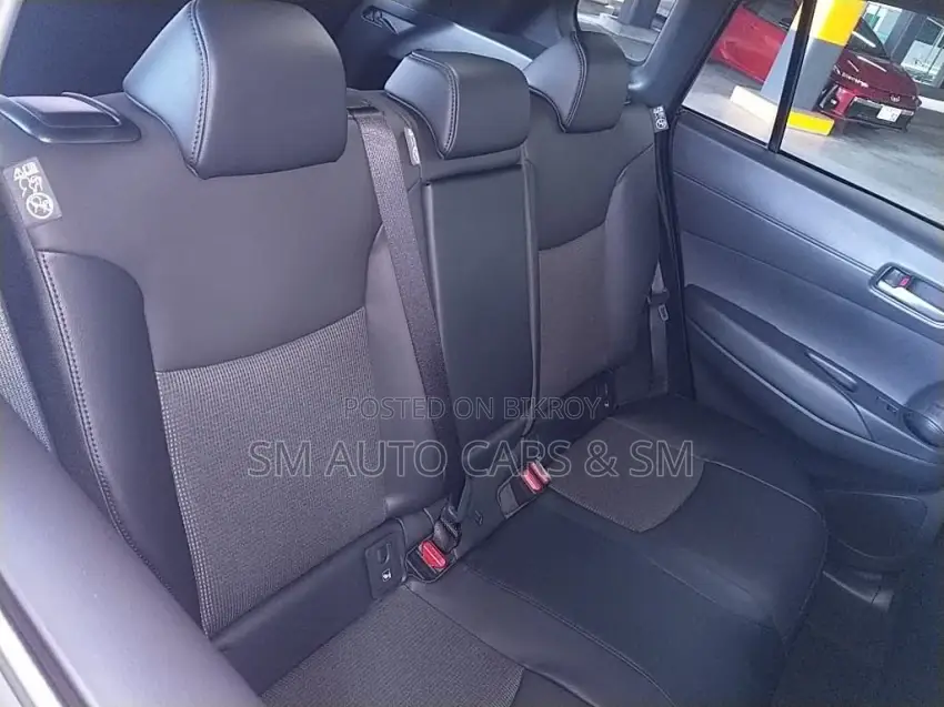 Toyota Corolla Cross 2025 Red