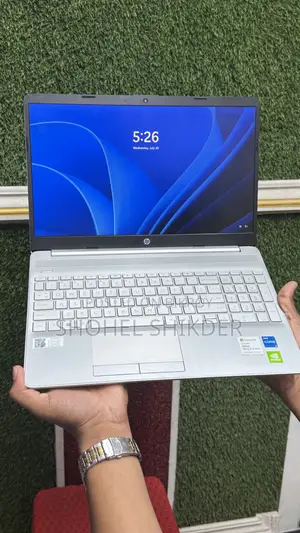 Laptop HP 15S 8GB Intel Core i5 HDD+SSD 1T