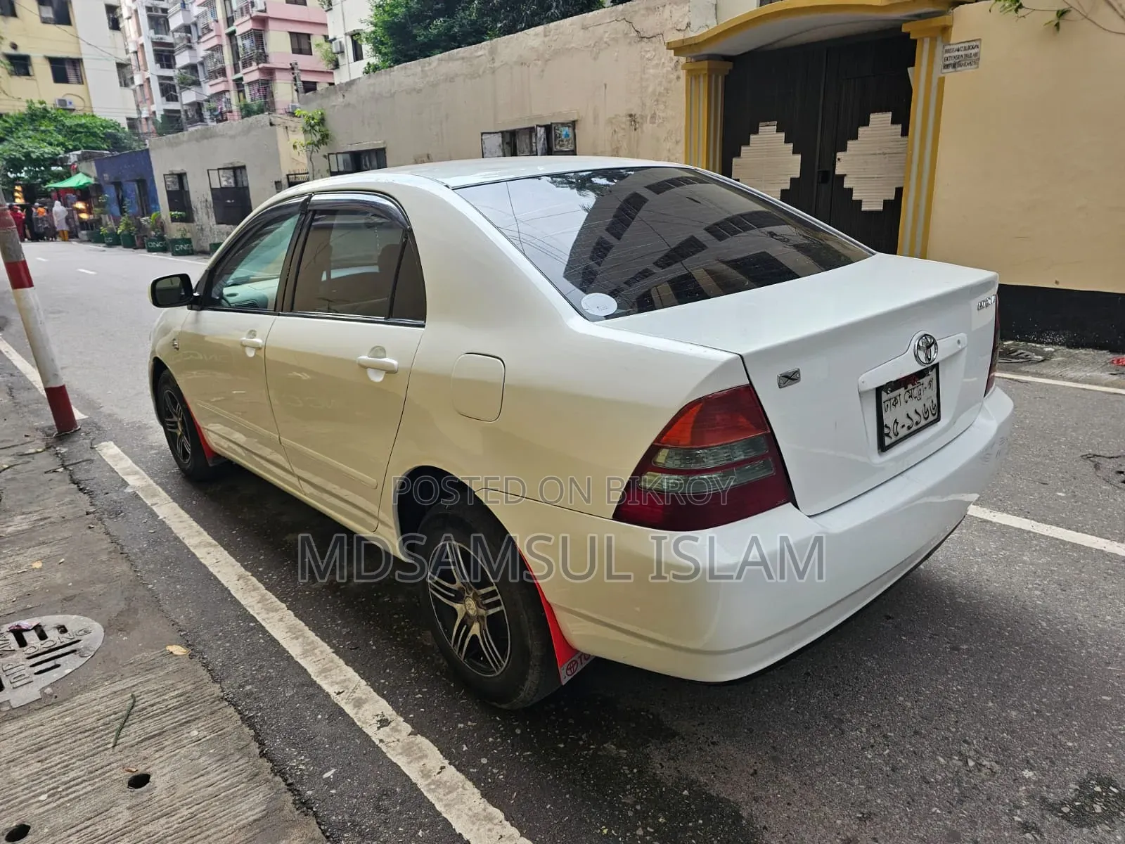 Toyota Corolla 2002 White