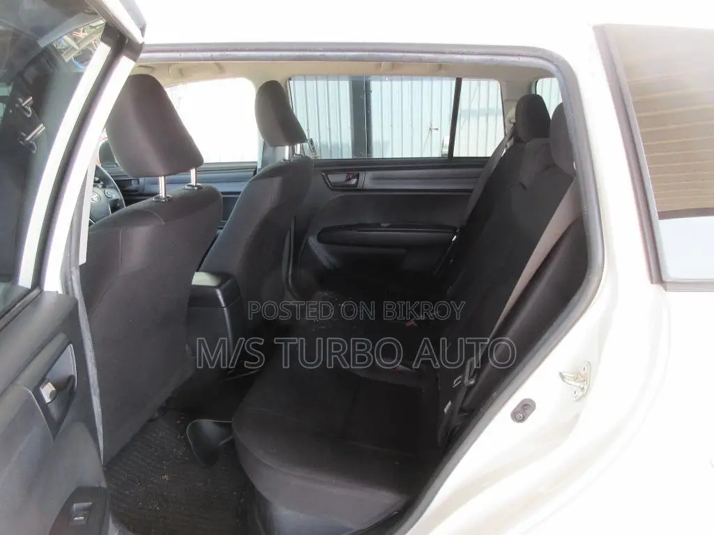 Toyota Corolla Fielder 2021 White