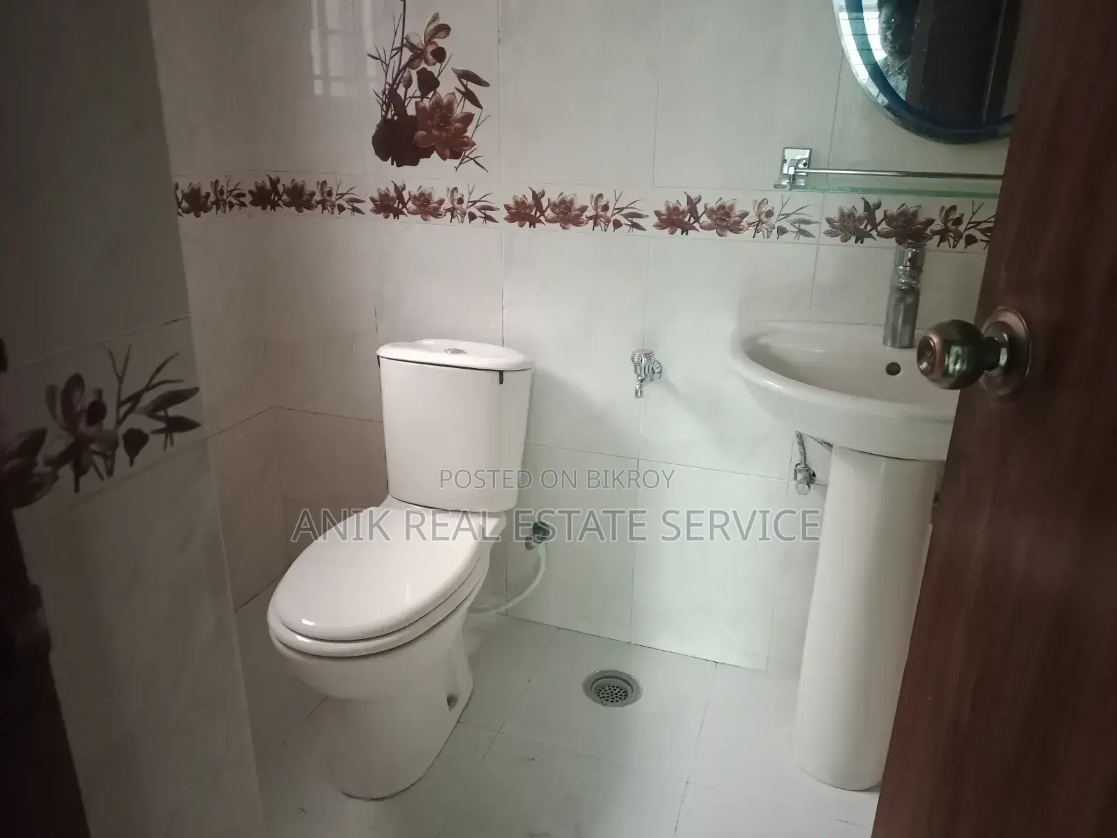 4-Bedroom Apartment in Anik Real Estate, Gulshan for Rent